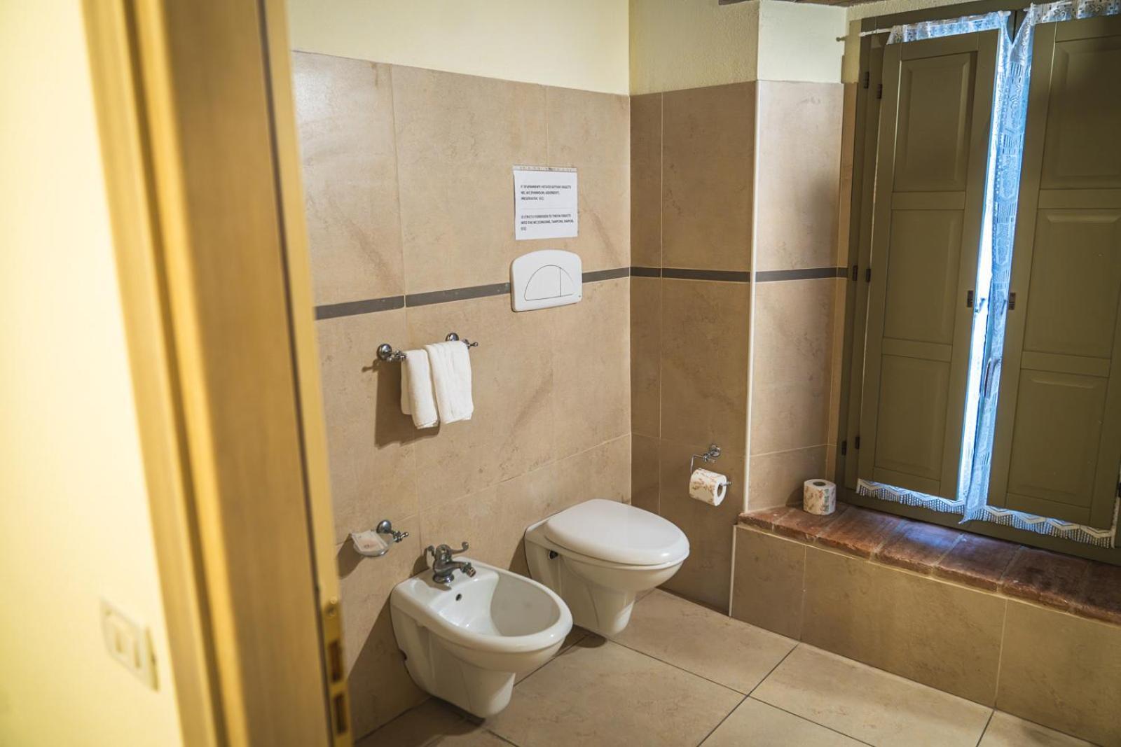 Cortemaggiore Hotel La Tavola Rotonda חדר תמונה