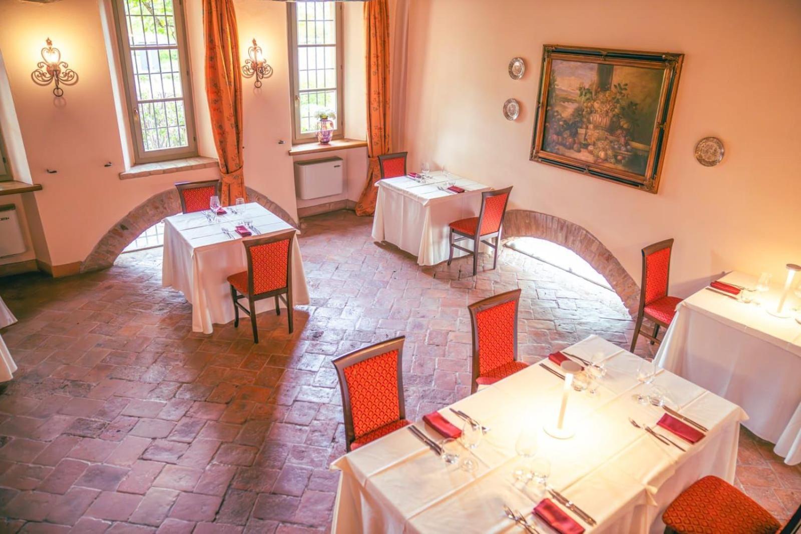 Cortemaggiore Hotel La Tavola Rotonda מראה חיצוני תמונה
